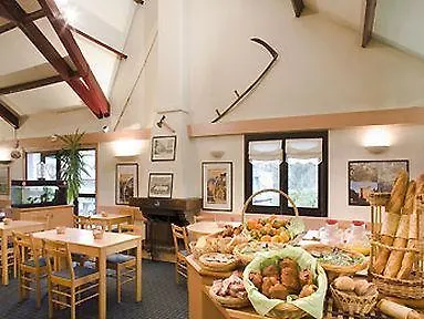 Ibis Marais Poitevin Hotel 3*